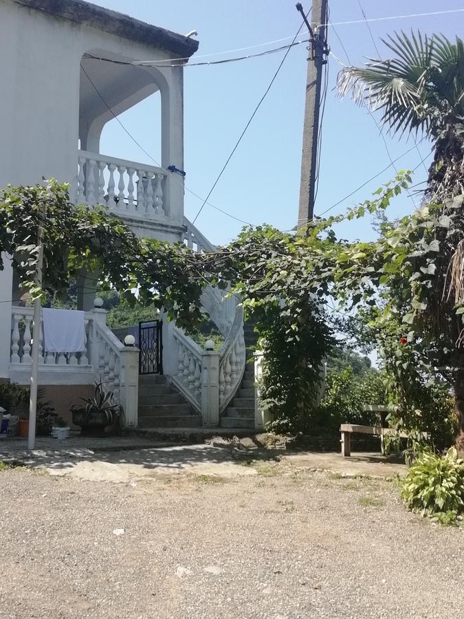 Geno Guest House Квариати Экстерьер фото