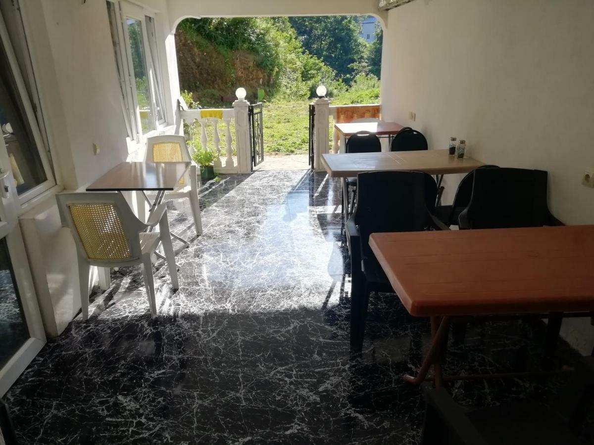 Geno Guest House Квариати Экстерьер фото