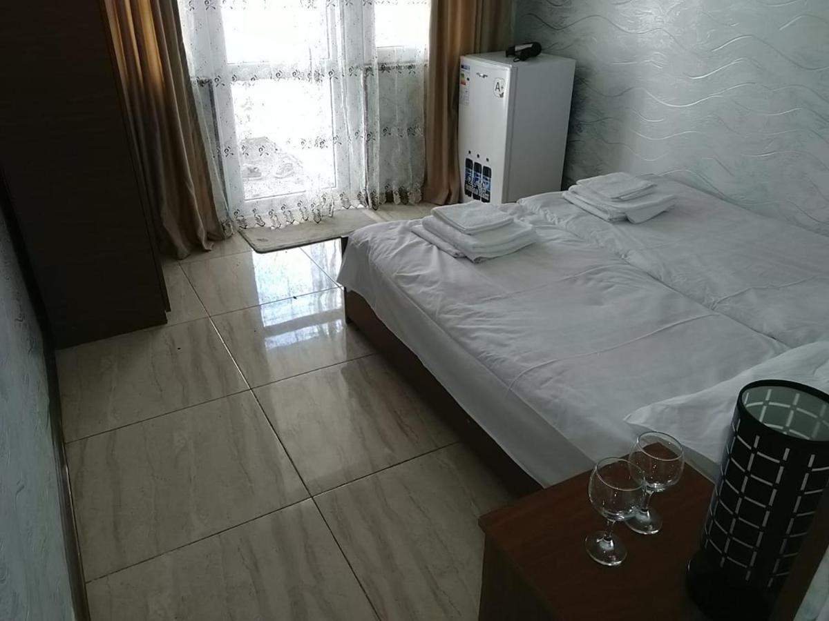 Geno Guest House Квариати Экстерьер фото