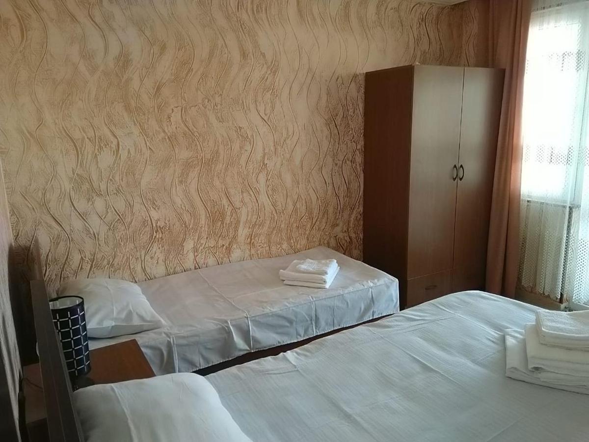 Geno Guest House Квариати Экстерьер фото