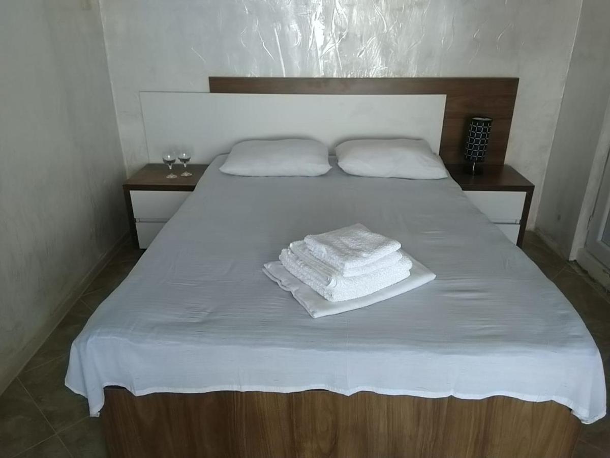 Geno Guest House Квариати Экстерьер фото